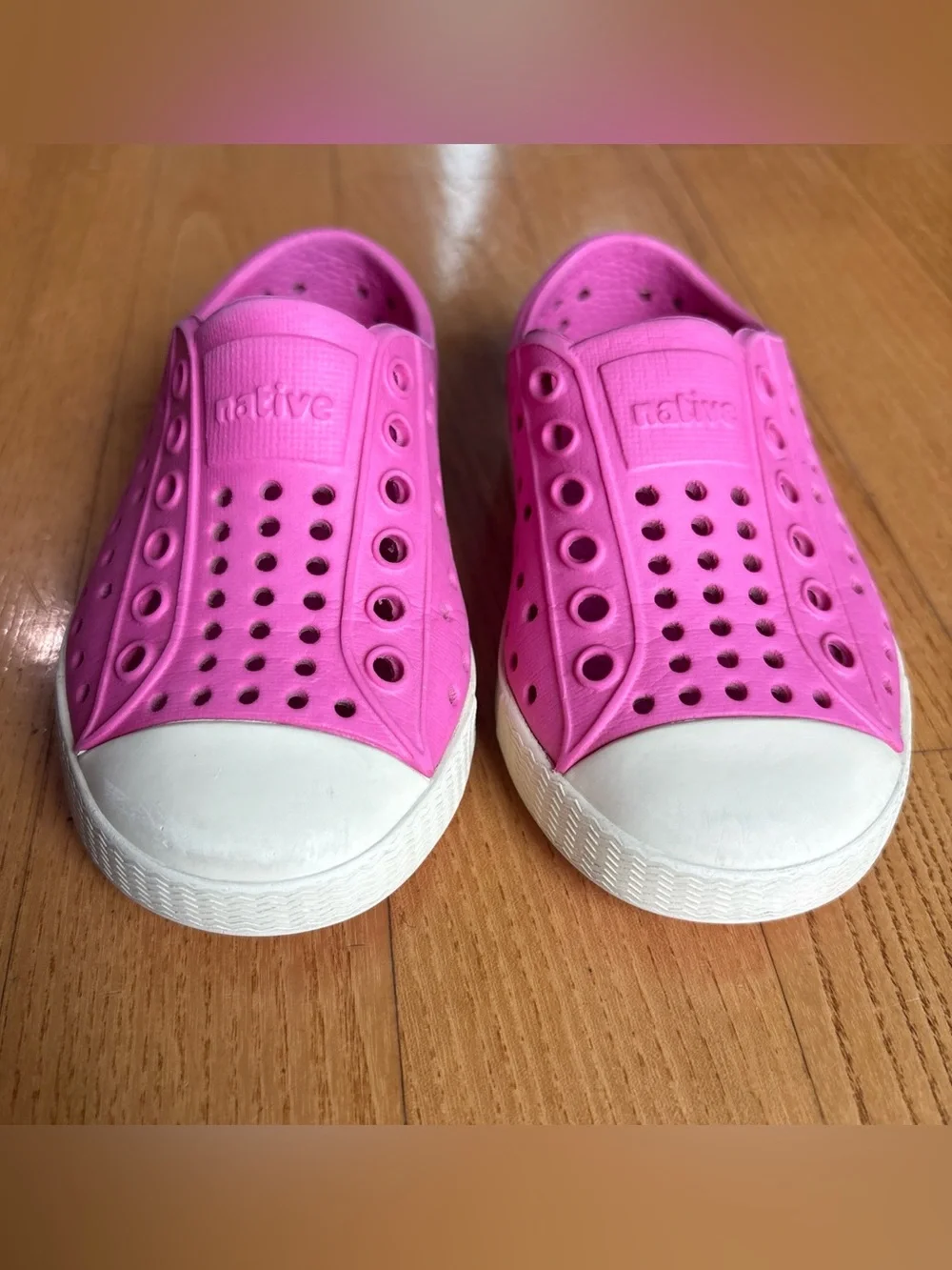 Native Jefferson Slip On Shoes Sneakers Pink Bone White Toddler Girl Sz 5 Summer